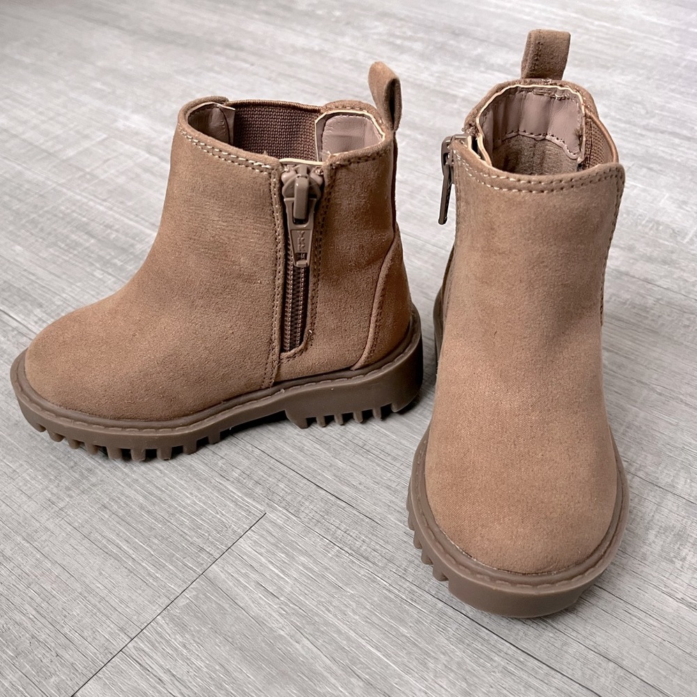 New Baby Gap Toddler Ankle Booties